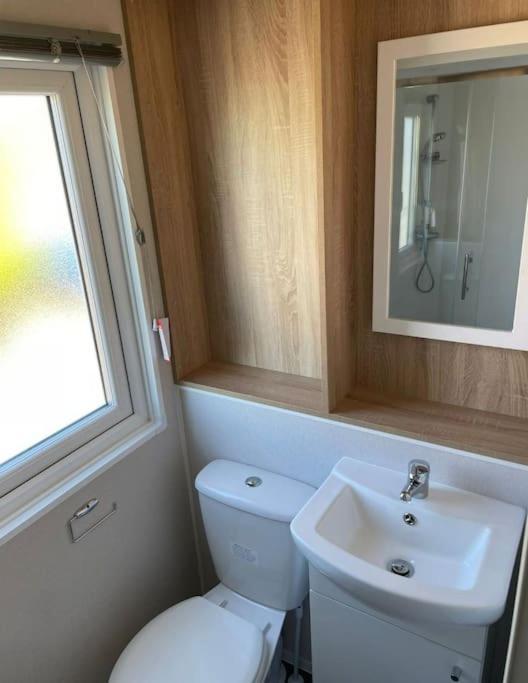 Billing Aquadrome Northampton, Royale Poplar Km12 Apartman Kültér fotó