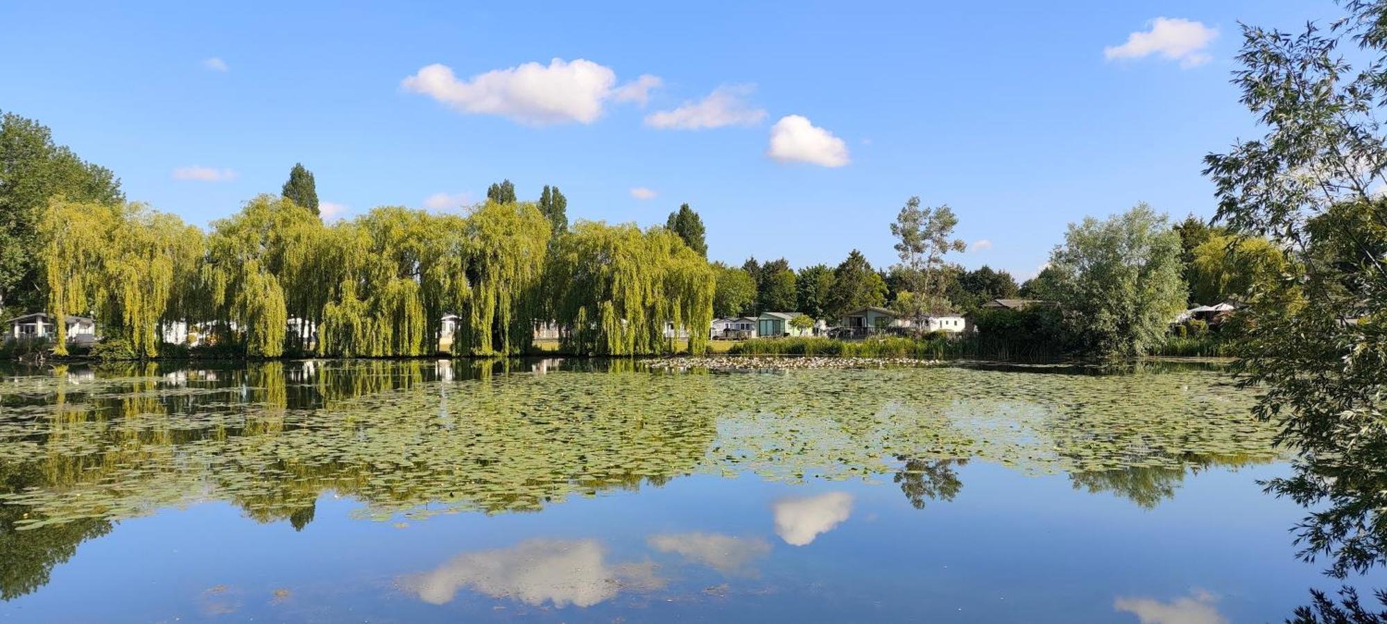 Billing Aquadrome Northampton, Royale Poplar Km12 Apartman Kültér fotó